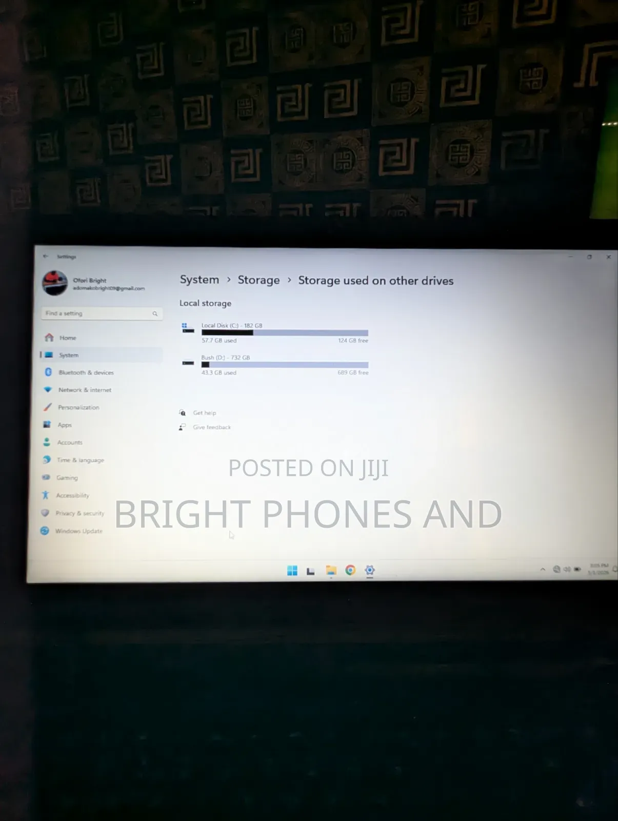 Laptop Lenovo IdeaPad 100 128GB Intel Core Ultra 5 HDD 1T