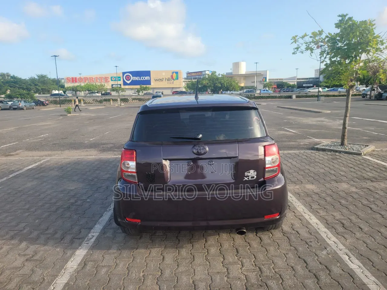 Scion xD 2013