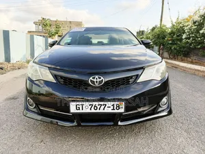 Toyota Camry SE 4dr Sedan (2.5L 4cyl 6A) 2013 Black