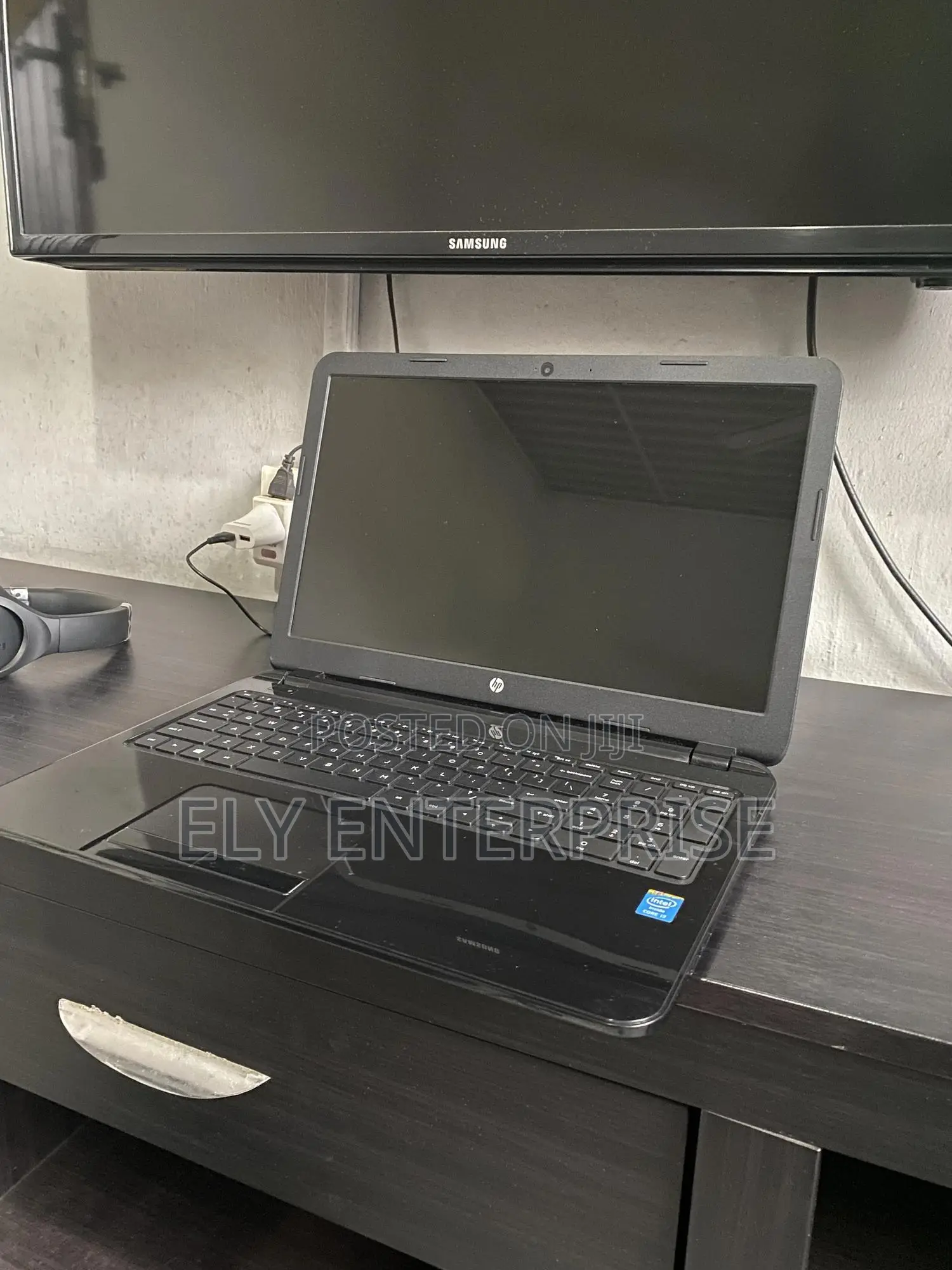 Laptop HP Pavilion 15 4GB Intel Core i3 HDD 750GB
