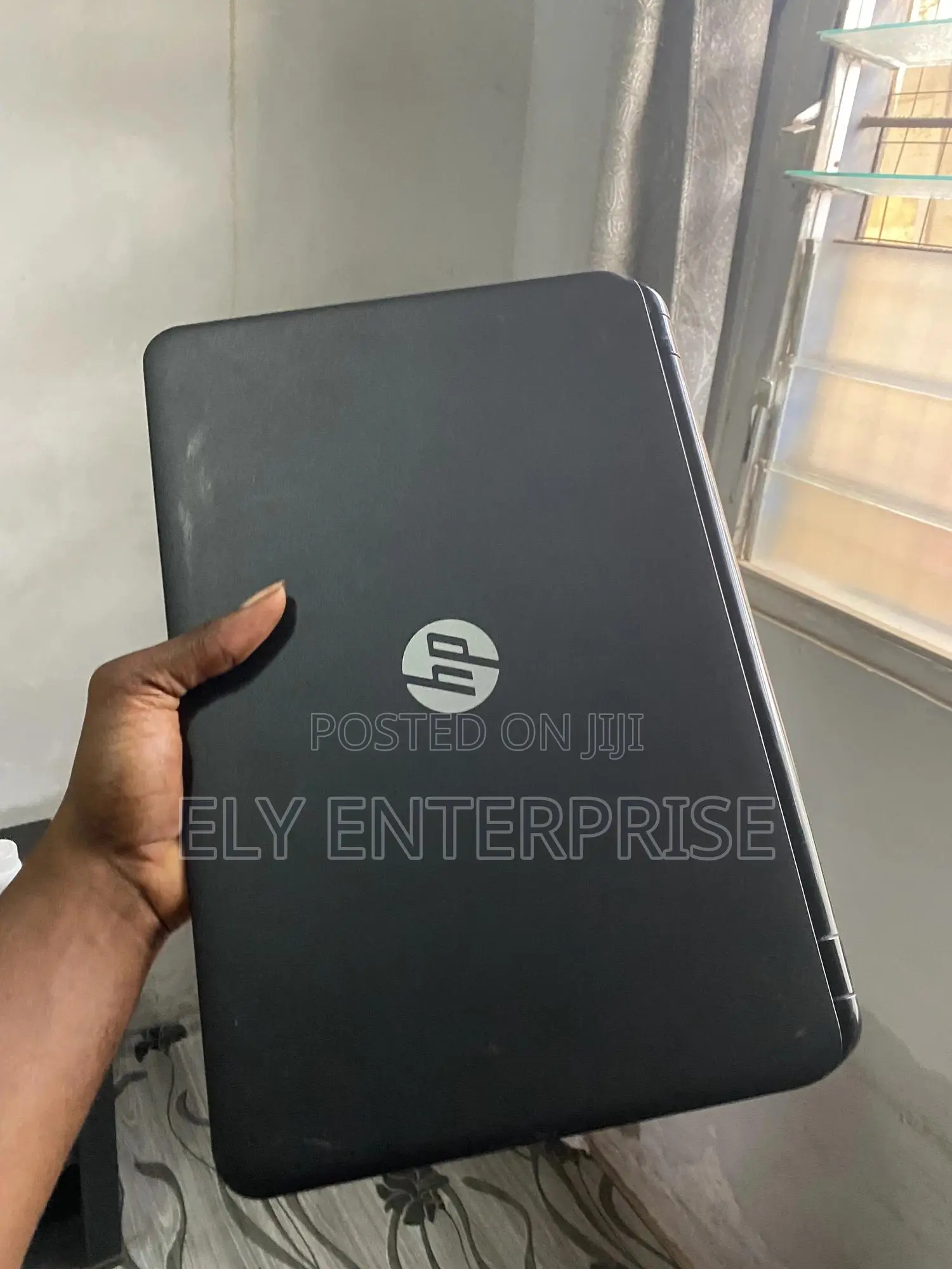 Laptop HP Pavilion 15 4GB Intel Core i3 HDD 750GB