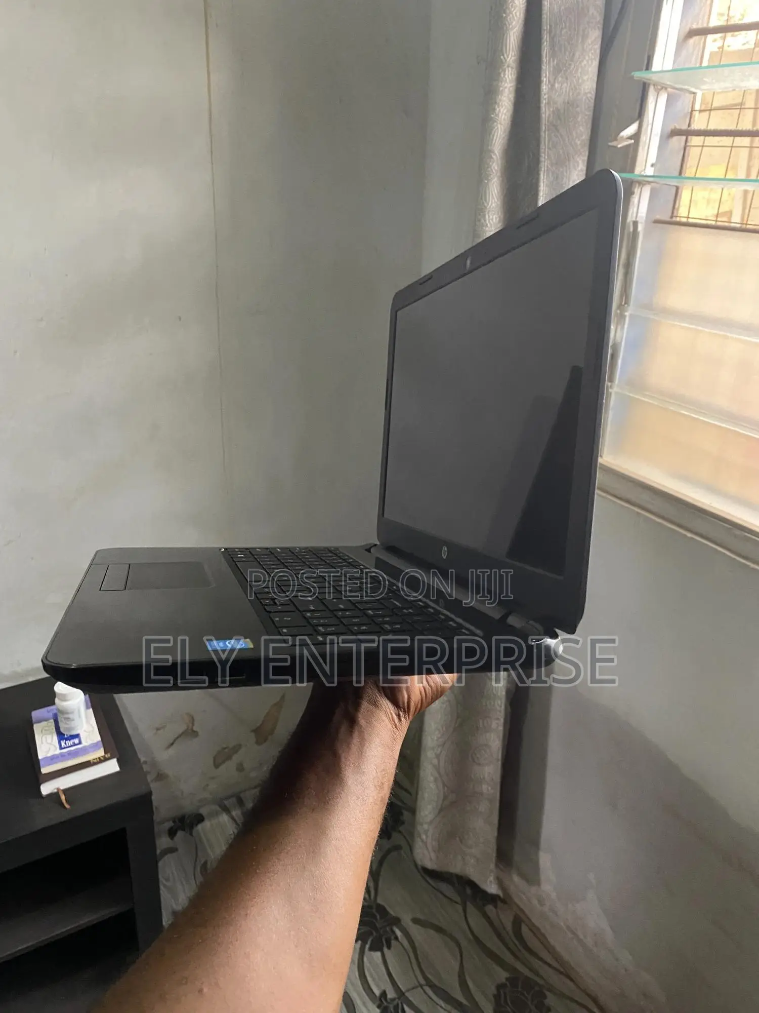 Laptop HP Pavilion 15 4GB Intel Core i3 HDD 750GB