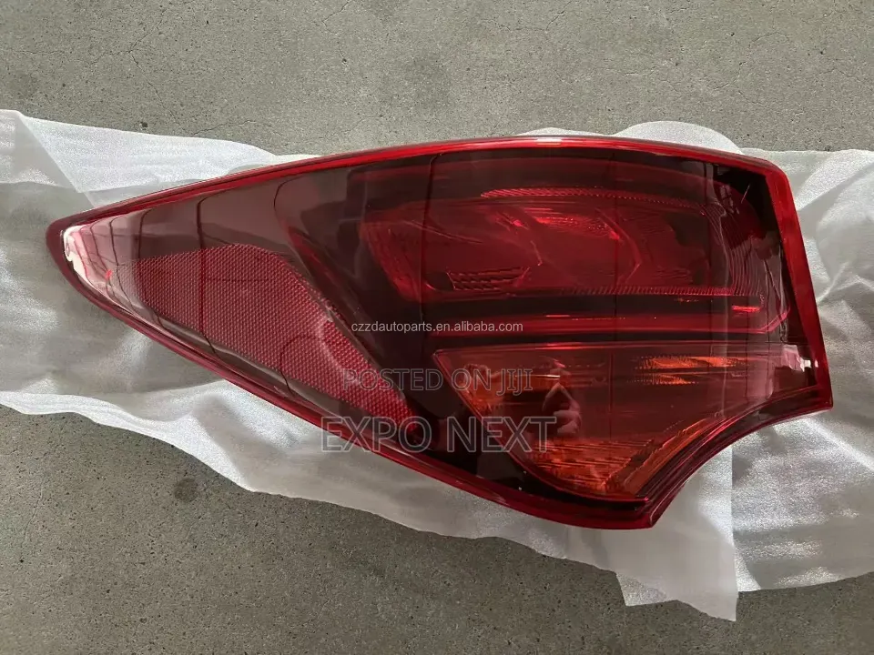 2017-2019 Hyundai Santa Fe Tail Light Pair