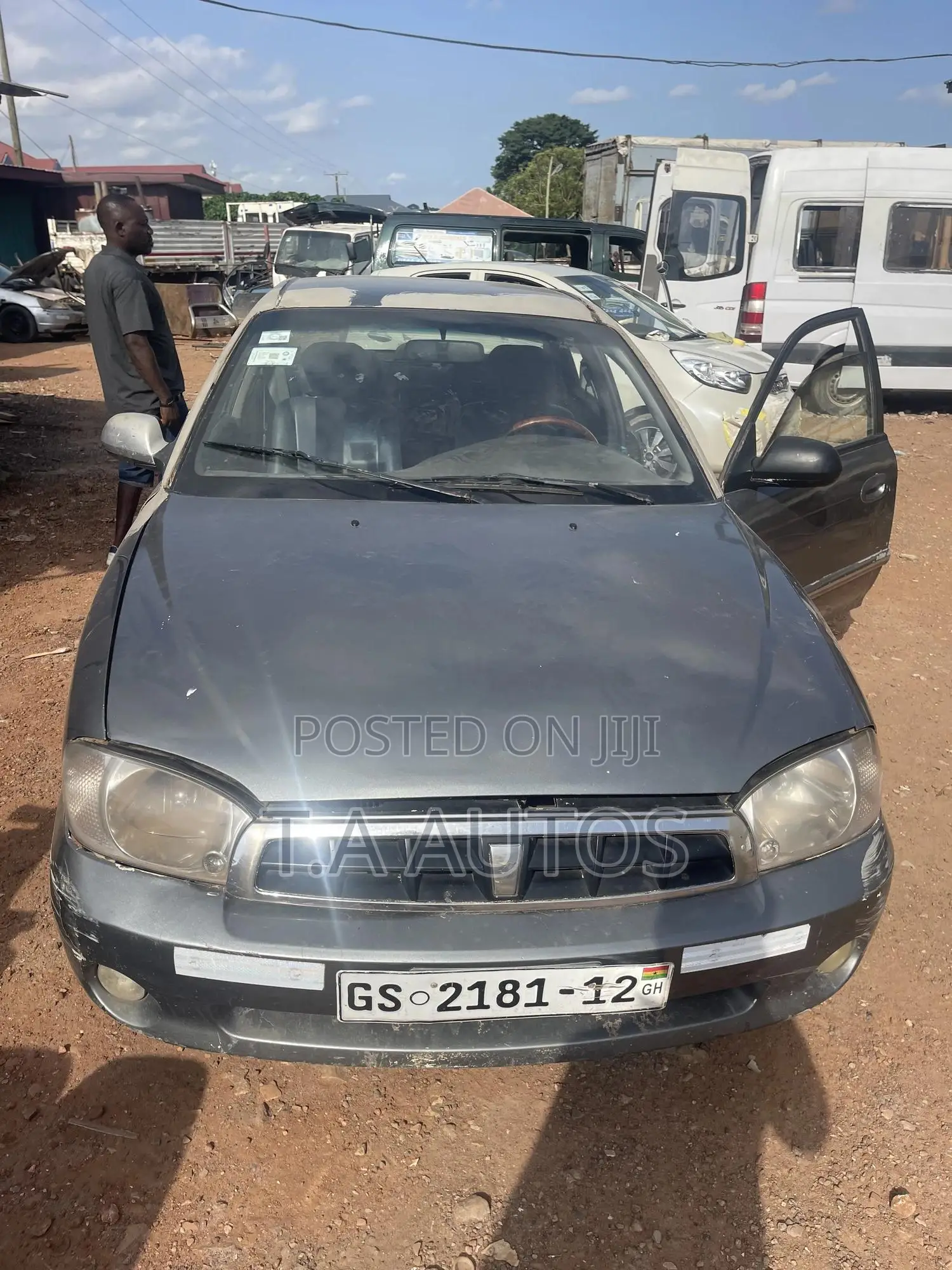 Kia Spectra LS 2003 Brown