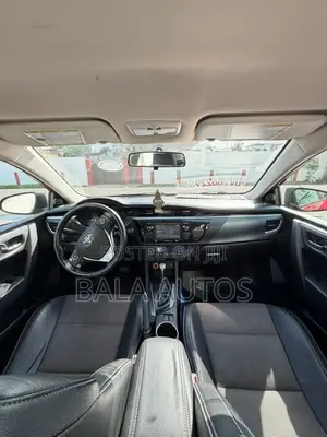 Toyota Corolla 2015 Red