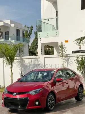 Toyota Corolla 2015 Red
