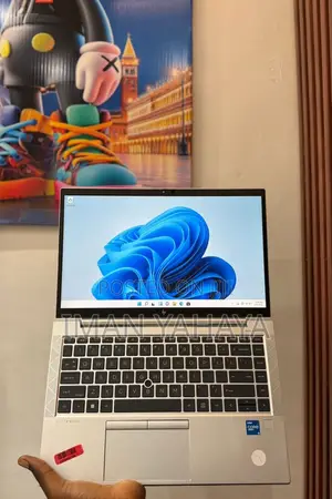 Laptop HP EliteBook 830 G8 16GB Intel Core i5 SSD 256GB