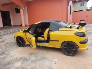 Peugeot 206 2013 Yellow