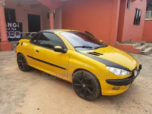 Peugeot 206 2013 Yellow