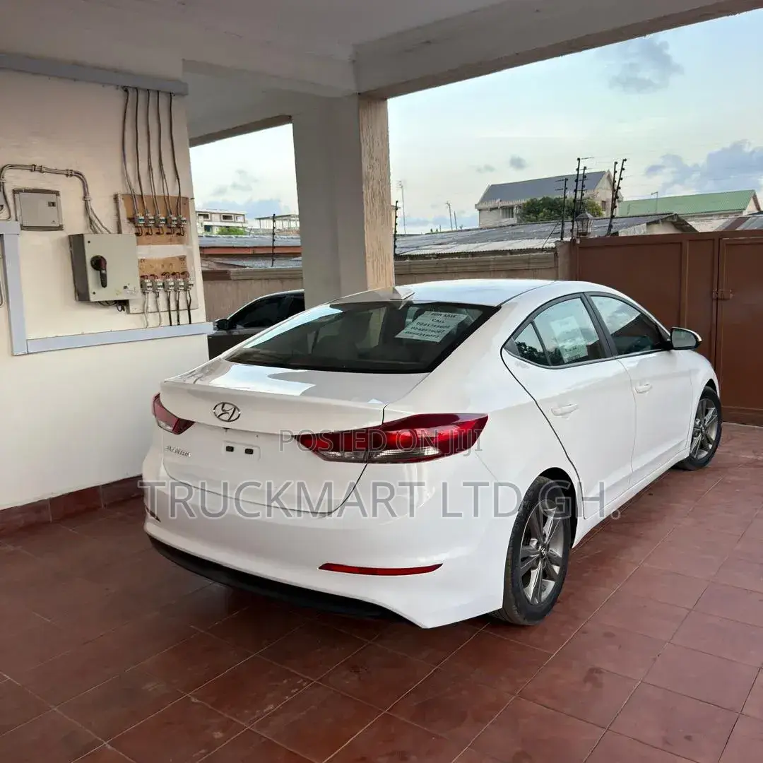 Hyundai Elantra ECO 2018 White