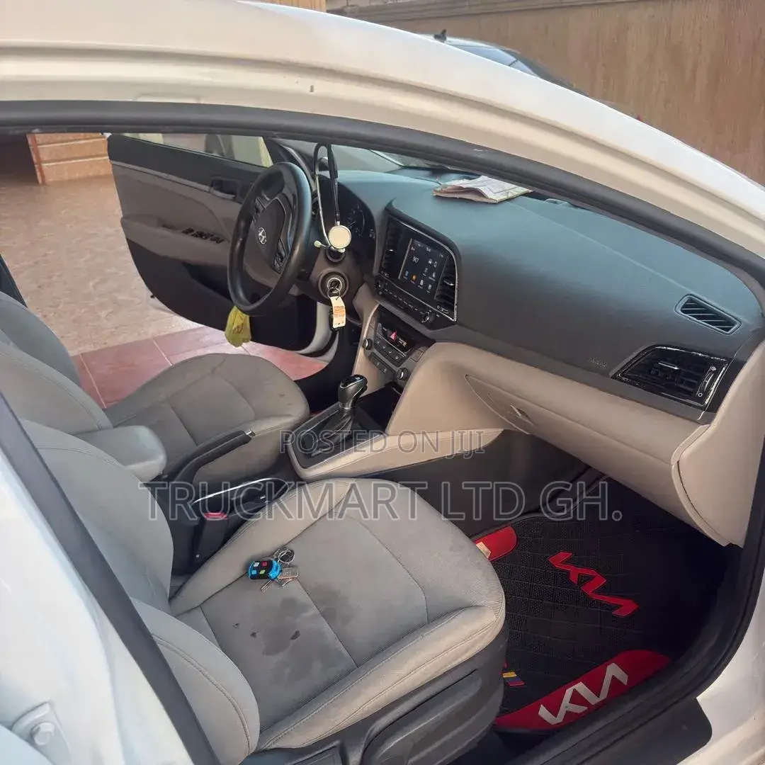 Hyundai Elantra ECO 2018 White