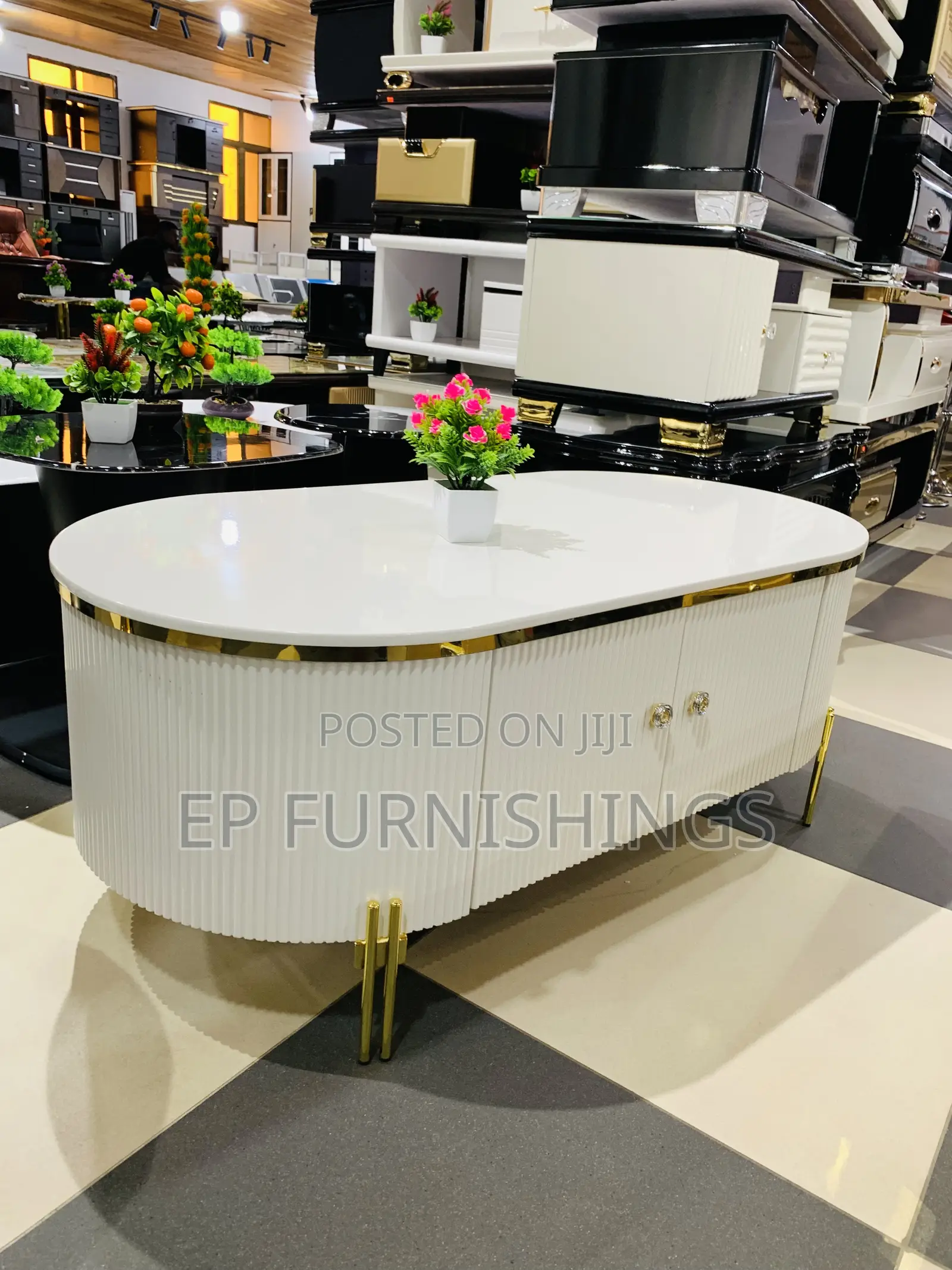 Glossy Centre Table