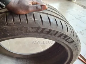 Michelin 255/40r21 Tyre