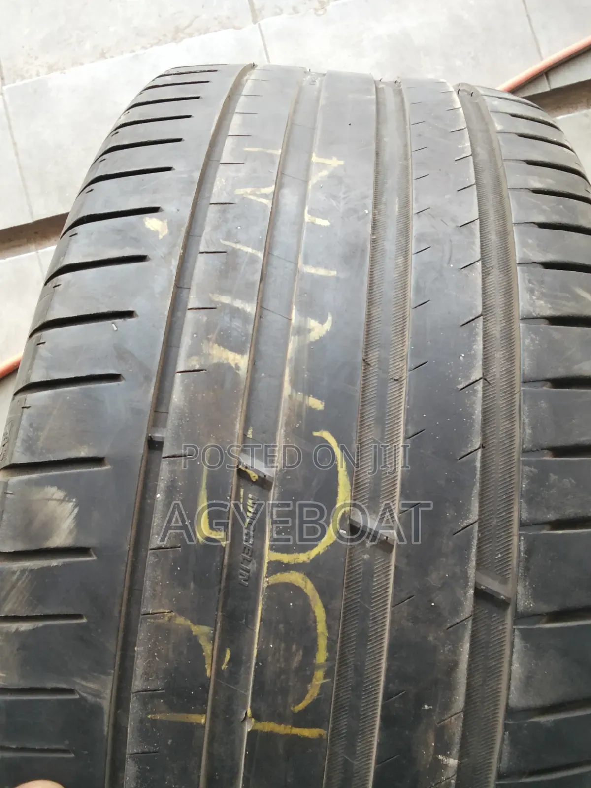 Michelin 255/40r21 Tyre