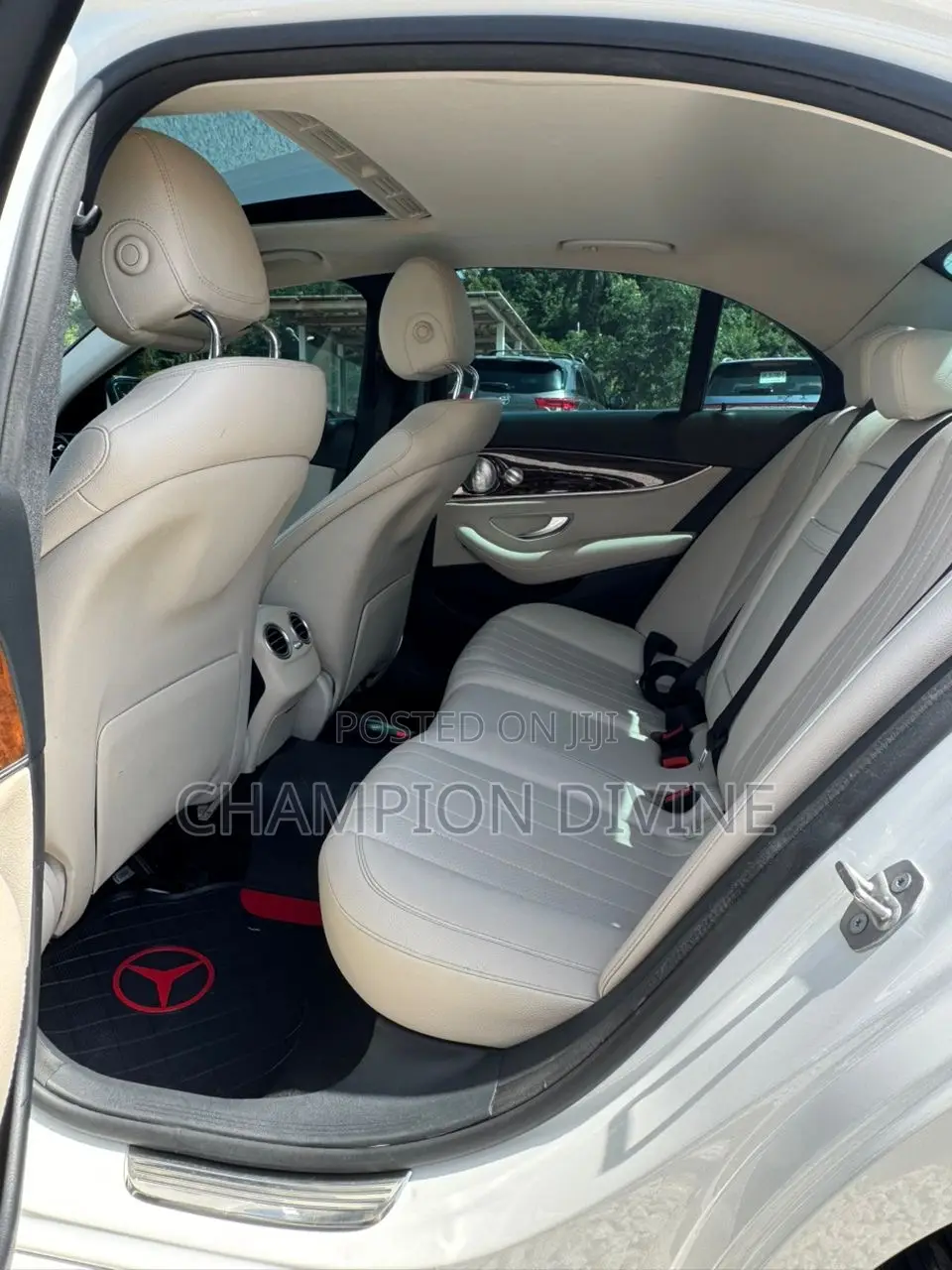 Mercedes-Benz E300 2016 White