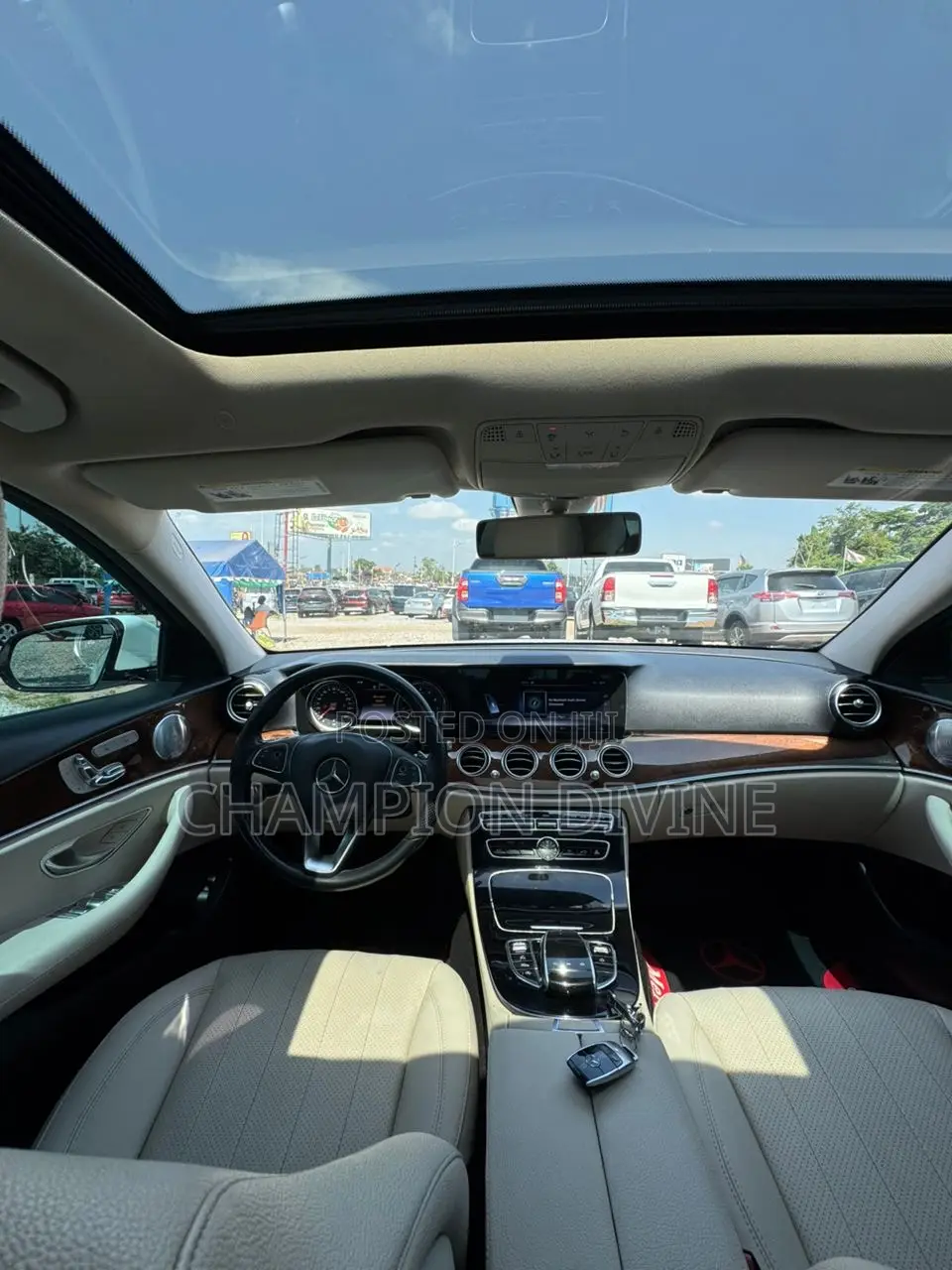 Mercedes-Benz E300 2016 White