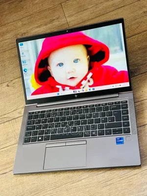 Laptop HP ZBook Firefly G8 16GB Intel Core i7 SSD 512GB