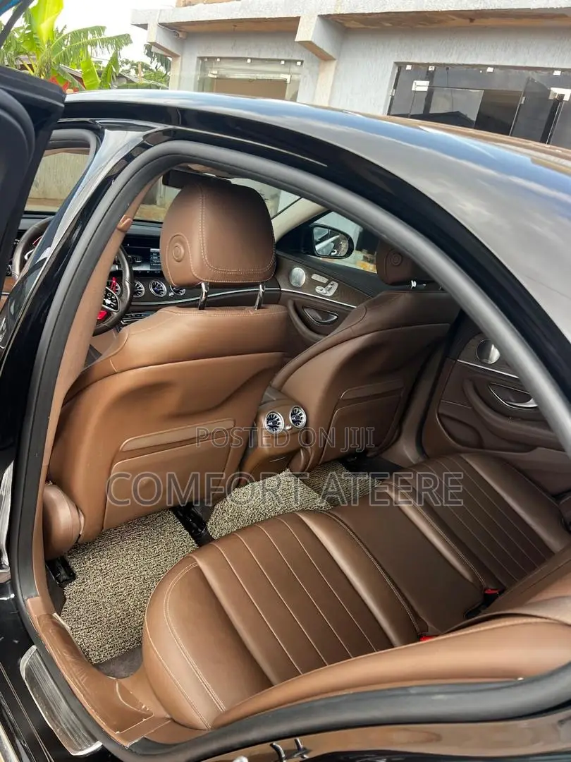 Mercedes-Benz E300 2018 Black