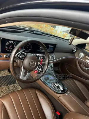 Mercedes-Benz E300 2018 Black