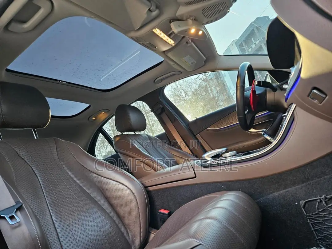 Mercedes-Benz E300 2018 Black