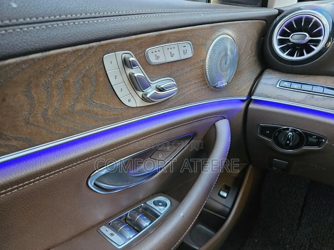 Mercedes-Benz E300 2018 Black
