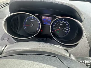 Hyundai Tucson SE AWD 2015 Silver