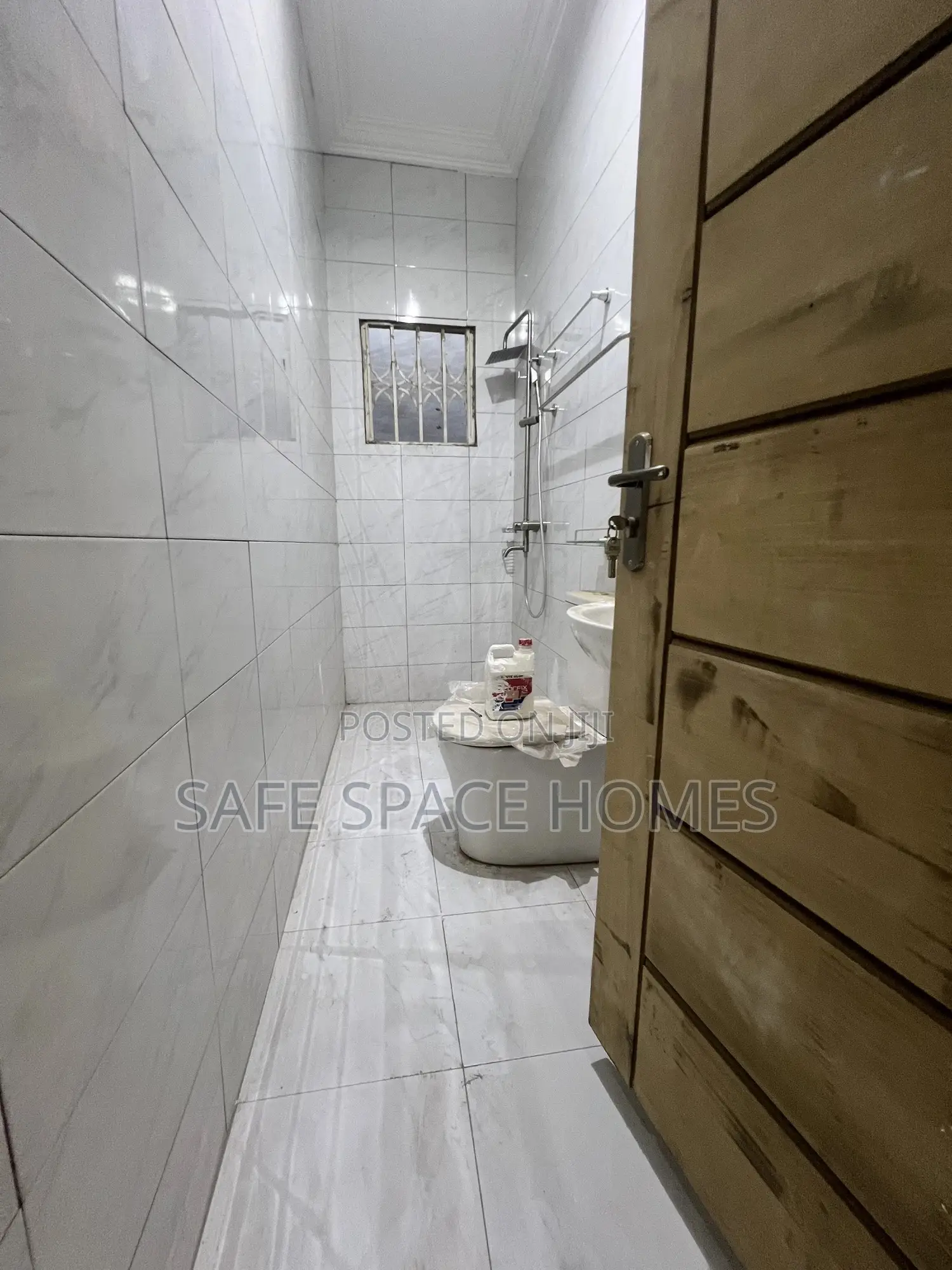 2bdrm Apartment in Burma Camp for rent