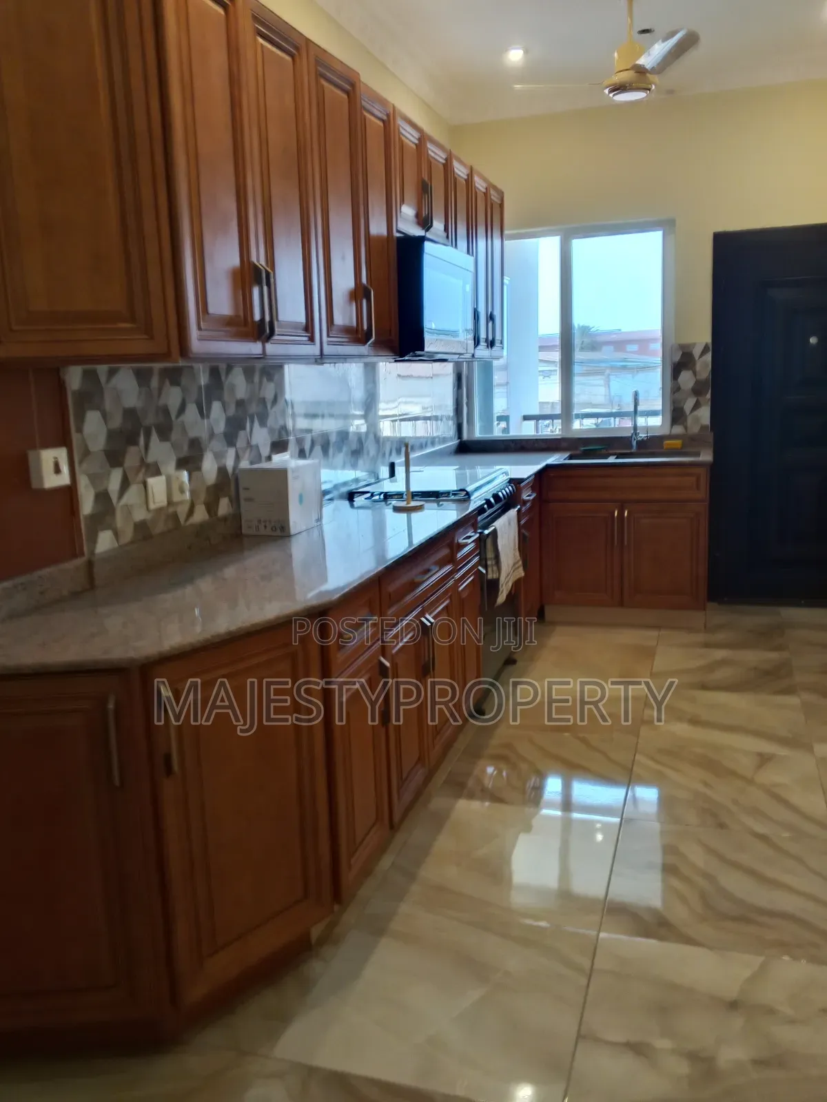 Fully Furnished Airbnb 3bedrooms Apartment for Rent at Spintex