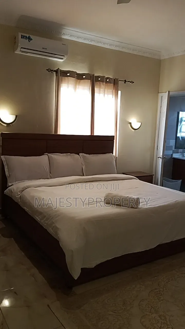 Fully Furnished Airbnb 3bedrooms Apartment for Rent at Spintex