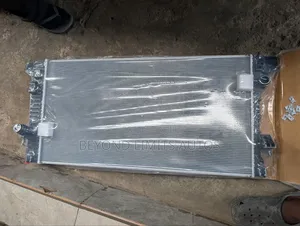 Ford F-150 F159 2012,2013,2014,2015,2016,2017,2018,2019 Radiator