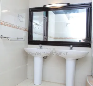 Mini Flat in Lesmon Investment, Sakumono for sale