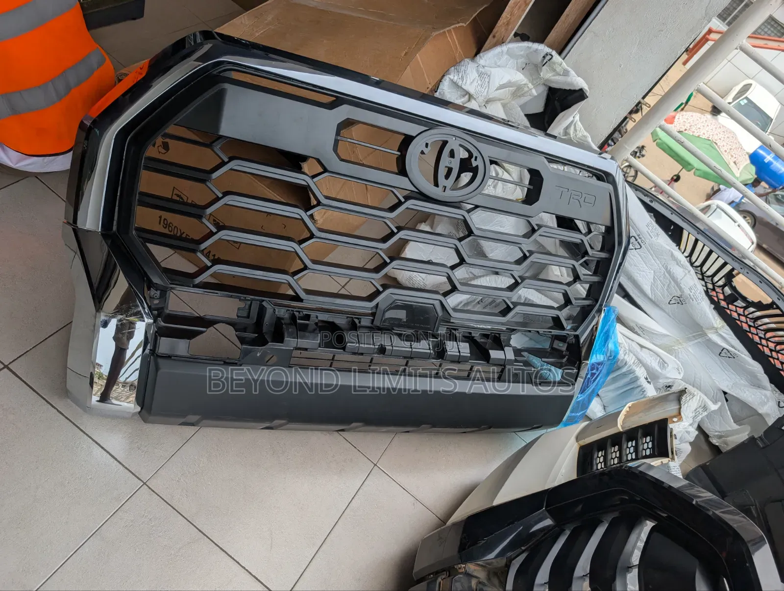 Toyota Tundra 2023,2024,2025 Complete Front Bumper Grille