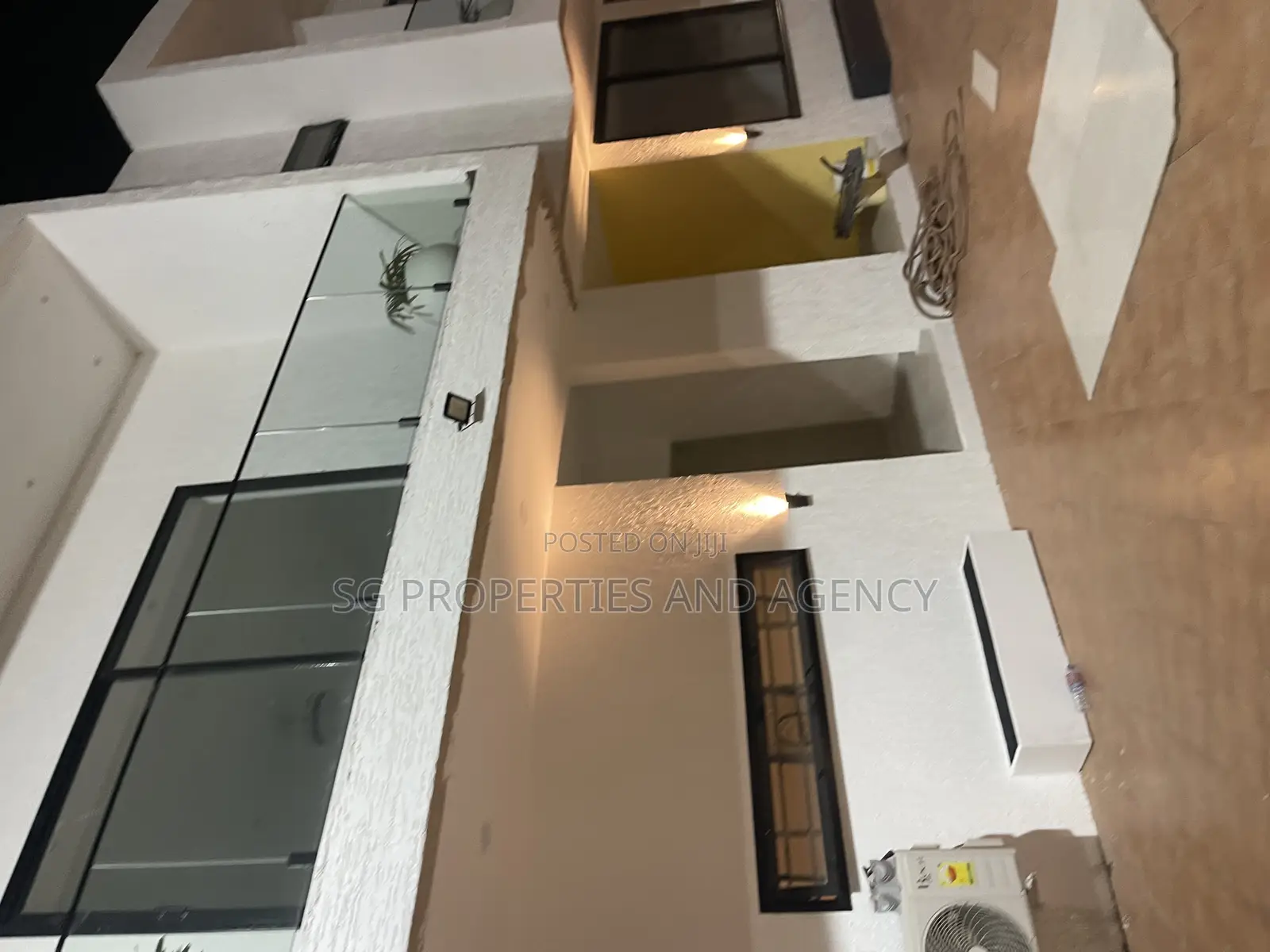 2bdrm Townhouse / Terrace in Lashibi, Sakumono for rent