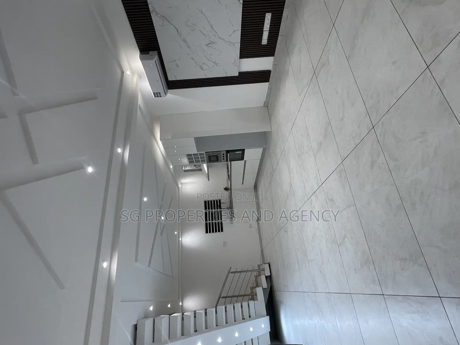 2bdrm Townhouse / Terrace in Lashibi, Sakumono for rent