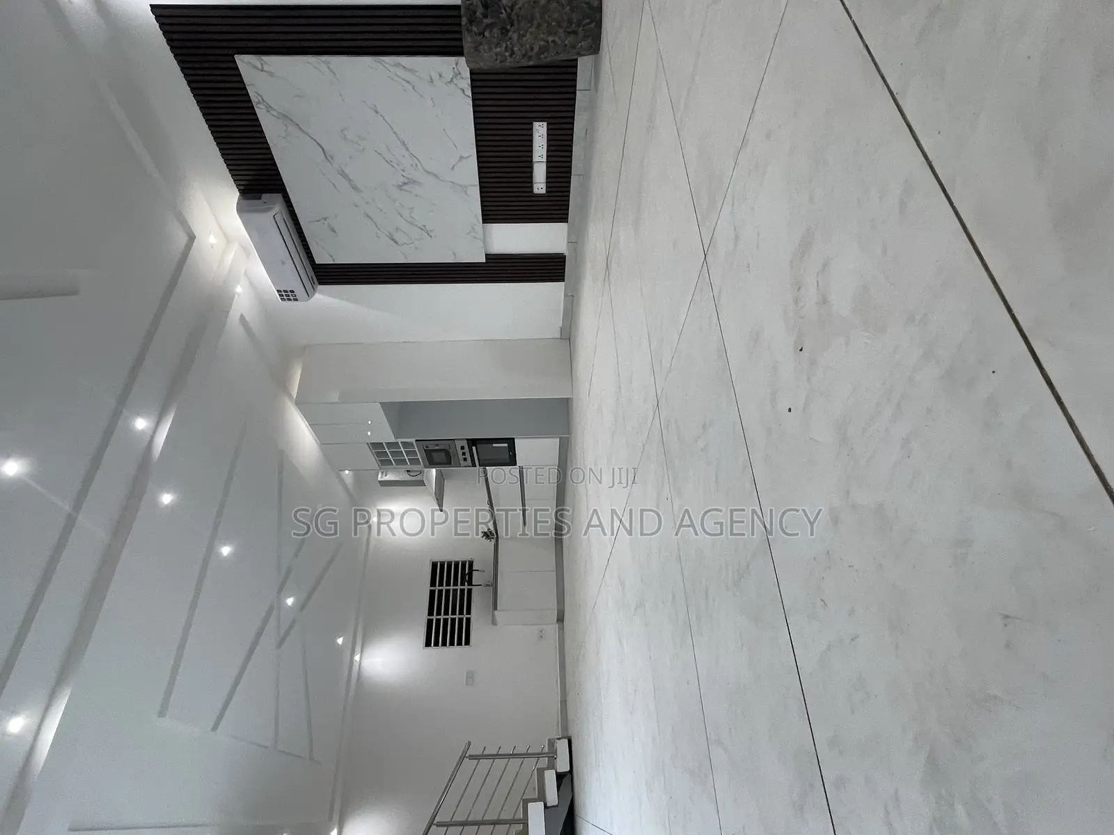 2bdrm Townhouse / Terrace in Lashibi, Sakumono for rent