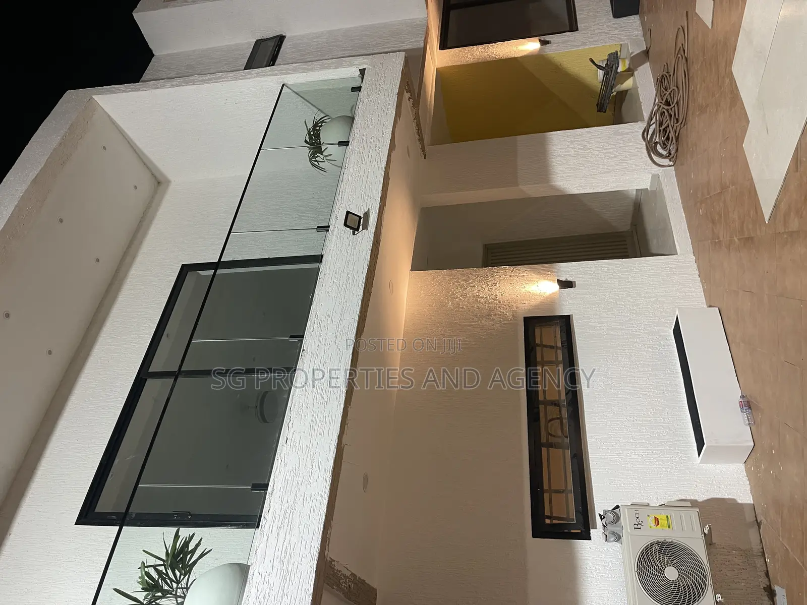 2bdrm Townhouse / Terrace in Lashibi, Sakumono for rent