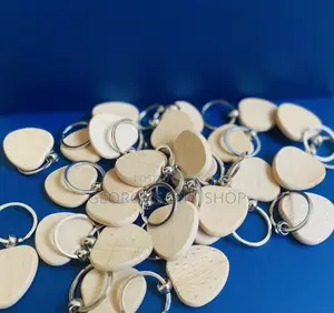 Love Shape Wooden Keyholder