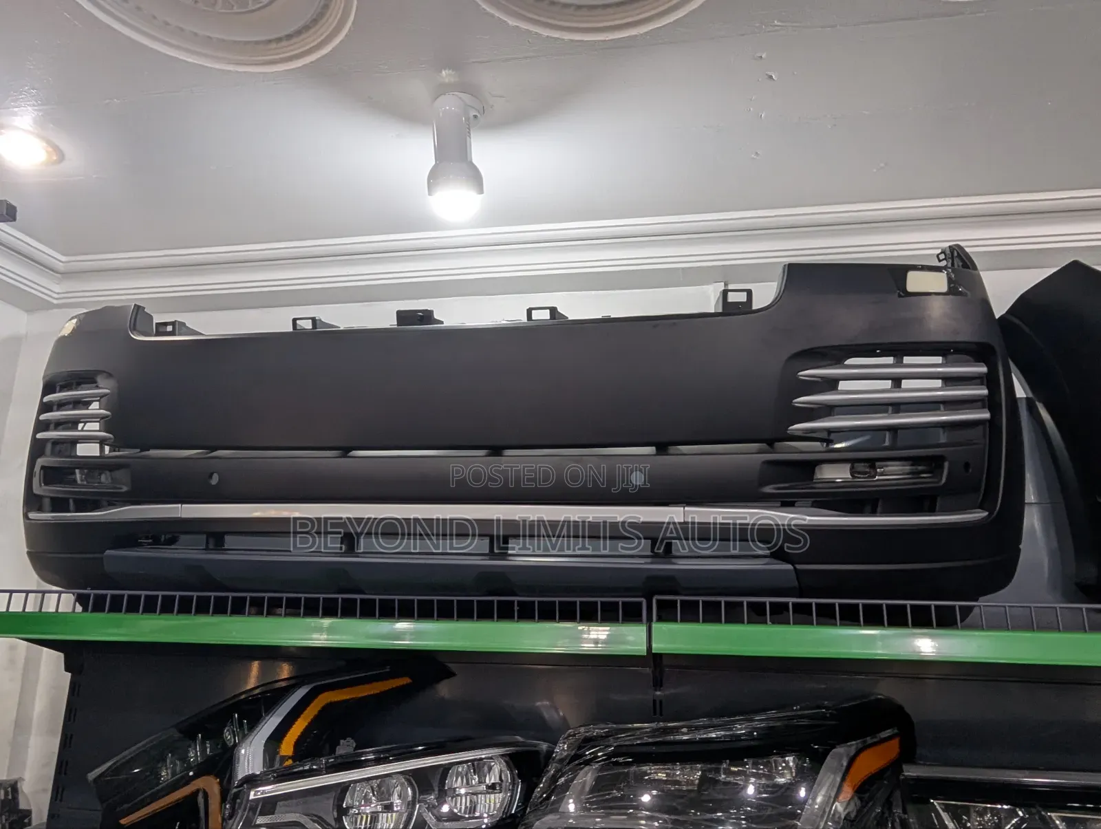Range Rover Vogue L405 2017,2018,2019,2020,2021,2022 Front Bumper