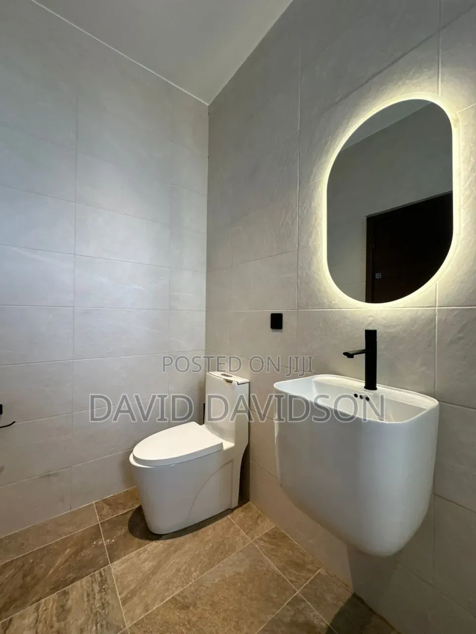 4bdrm House in 4 Bedroom House, Tema Metropolitan for sale