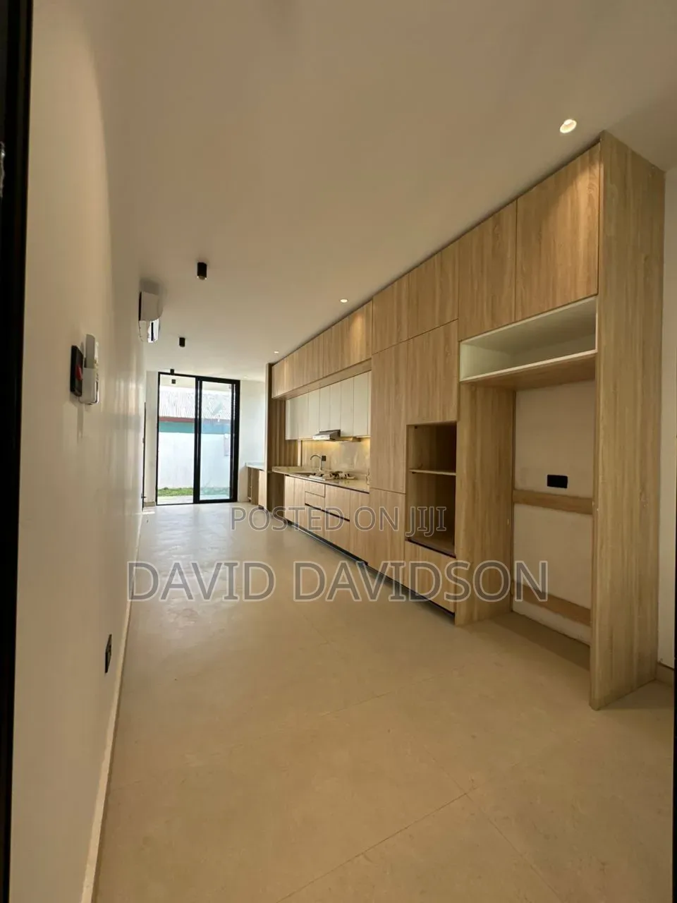 4bdrm House in 4 Bedroom House, Tema Metropolitan for sale
