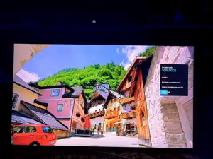 Samsung Crystal Uhd Smart 50inches Tv Uk Used