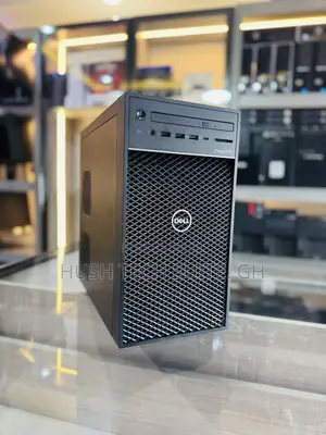 Desktop Computer Dell Precision 3000 32GB Intel Core i7 SSD 1T