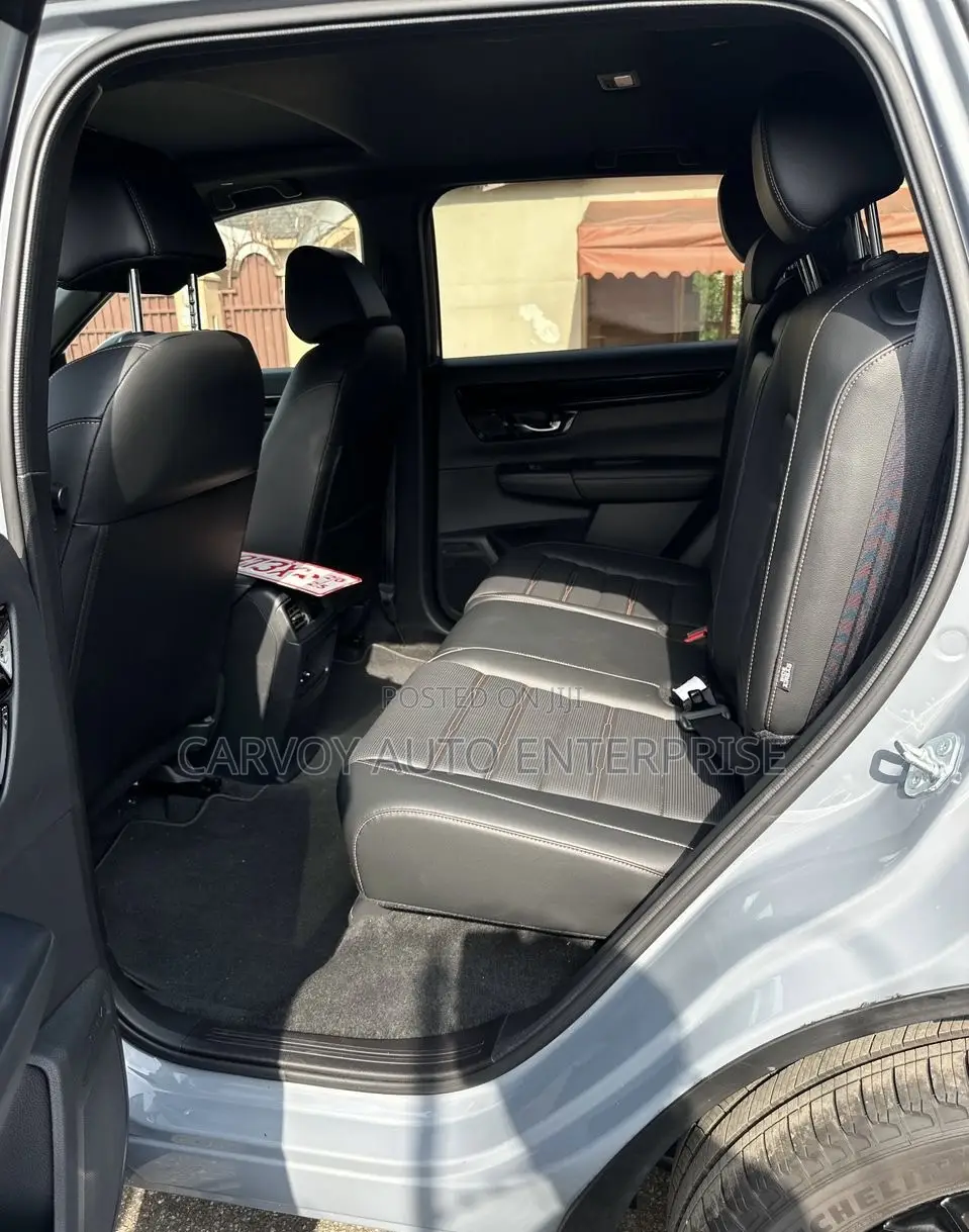 Honda CR-V 2025 Gray