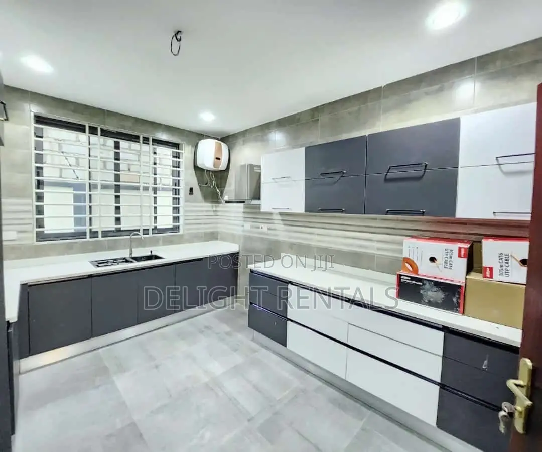 2bdrm Apartment in Lakeside Estate for rent