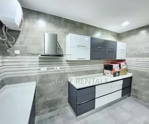 2bdrm Apartment in Lakeside Estate for rent