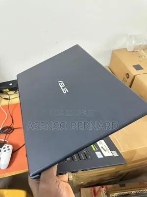 Laptop Asus VivoBook 15 X540NA 8GB Intel Core i5 SSD 512GB