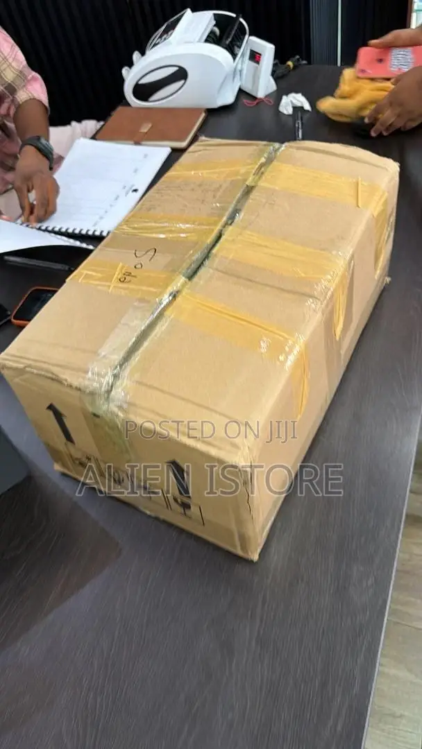 New Apple iPhone 16 128 GB Blue