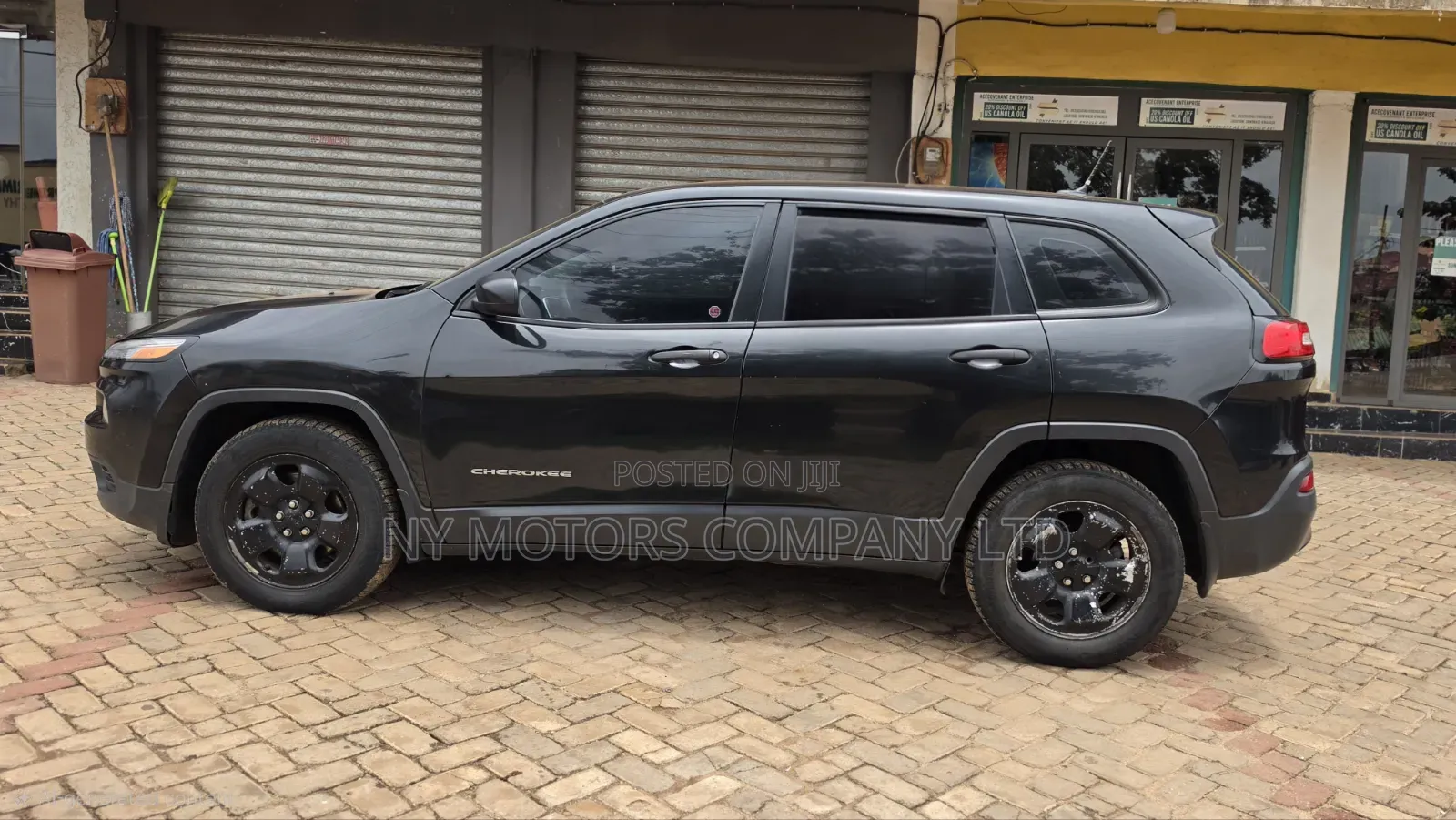 Jeep Cherokee Sport FWD 2016 Black