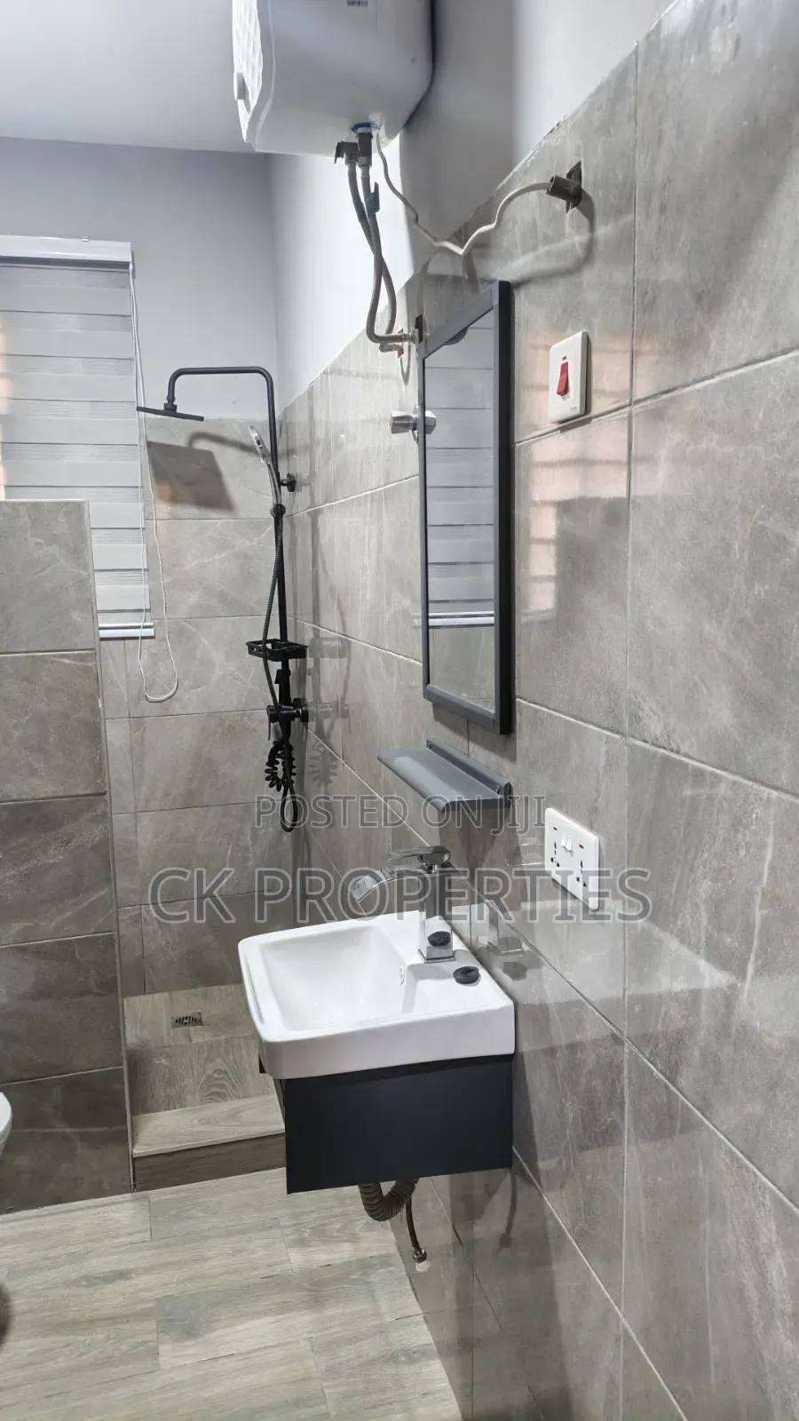 1bdrm Apartment in Asore Junction for rent