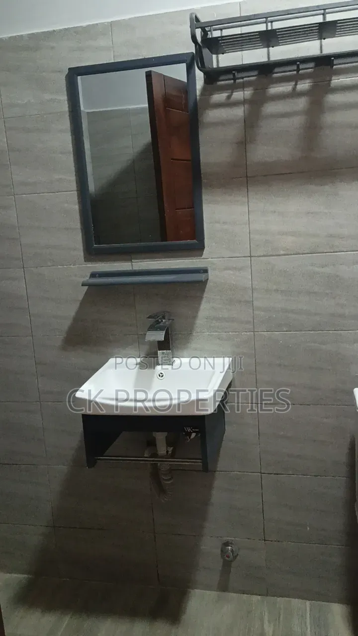 1bdrm Apartment in Asore Junction for rent